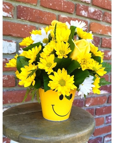 Be Happy Bouquet Flower Arrangement