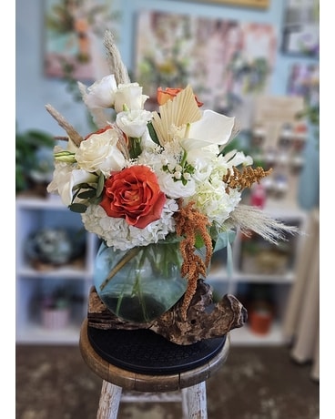 Rustic Boho Fiore Flower Arrangement