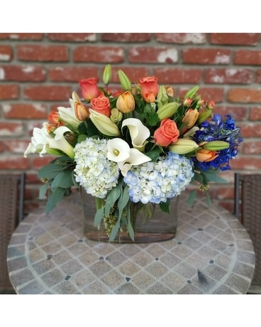 Radiant Blooms Flower Arrangement