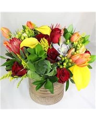 Roses and Succulents Flower Arrangement