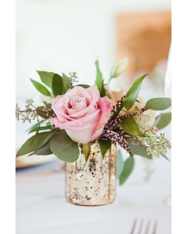 Golden Rose Flower Arrangement