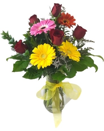 Rosey Daisy Flower Arrangement