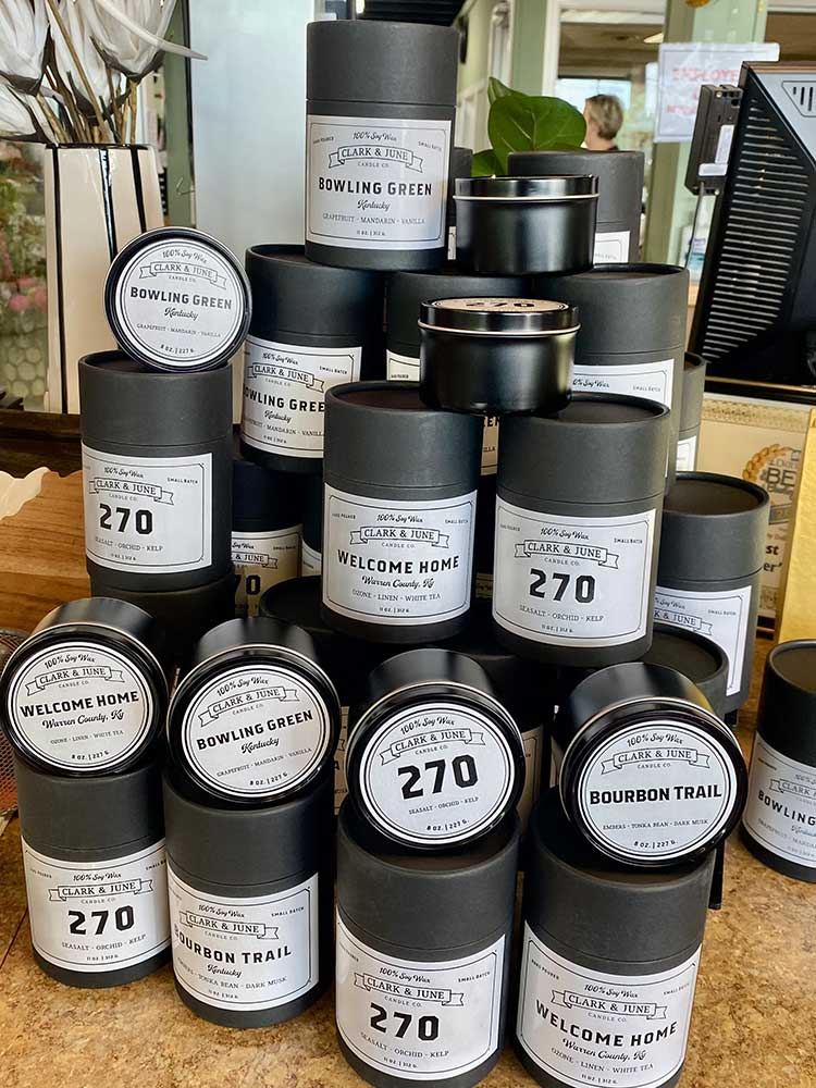 Clark & June Bourbon Town Candle - Thumbnail 2