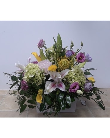 The Windsor Flower Arrangement