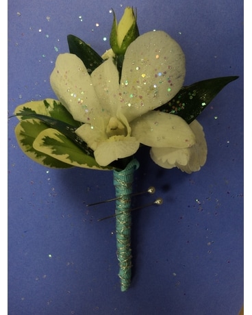 Orchid's rose Boutonniere
