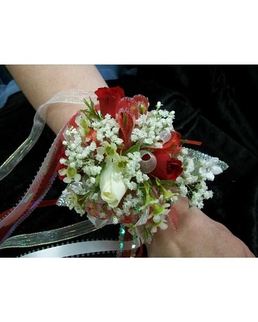 Red and white delight Corsage