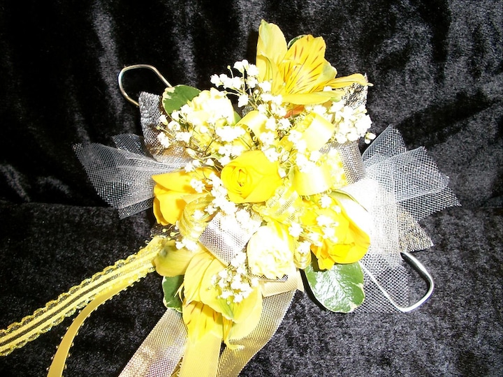 Buttery Yellow Wristlet in Hagerstown MD - Chas. A. Gibney Florist & Greenhouse Buttery Yellow Wristlet in Hagerstown MD - Chas. A. Gibney Florist & Greenhouse
