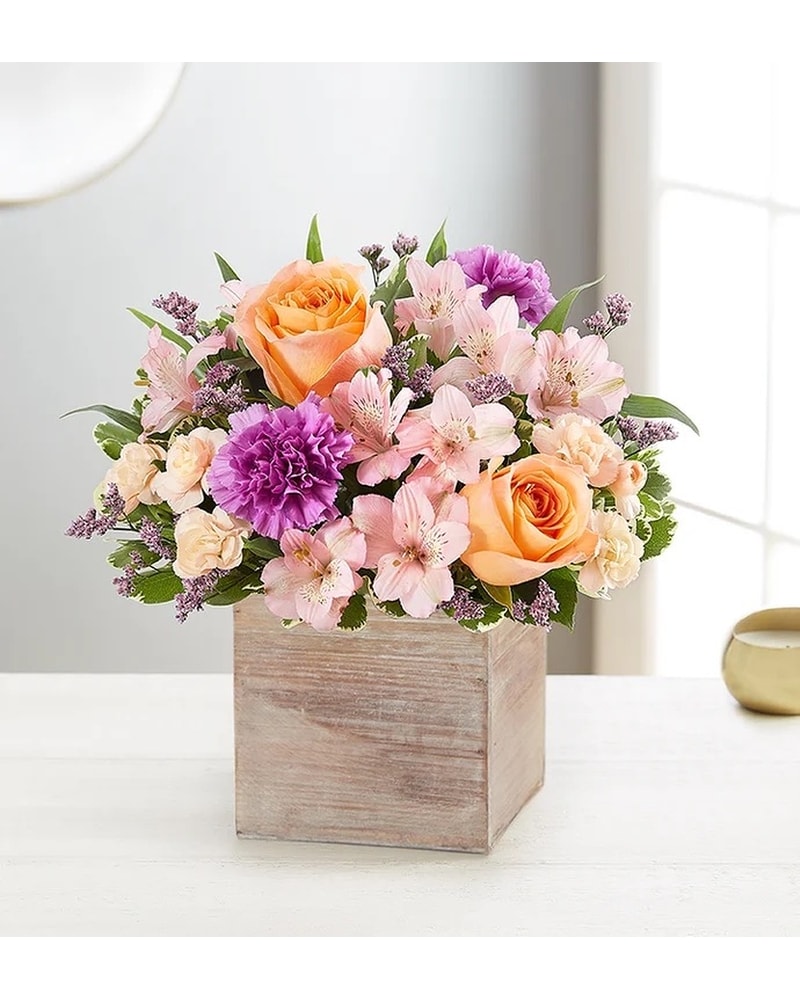 Chic Garden Bouquet in Winchendon MA - To Each His Own Designs