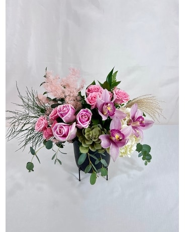 Luck be a Lady Flower Arrangement
