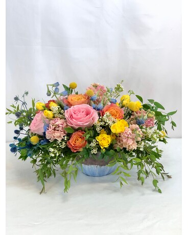 Coastal Breeze Flower Arrangement