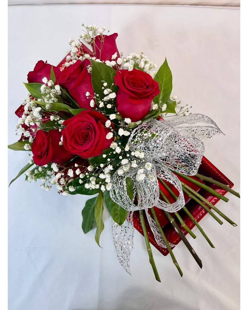 Red bouquet, red rose wedding flowers, bouquet with baby's breath, orders red bridal package, red boutonniere, ready to ship, Valentine's day roses