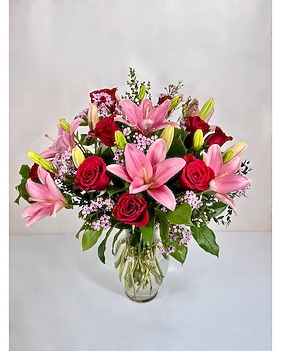 Lily Flower Delivery Henderson Florist - Beautiful Bouquet Florist Local  Flower Shop