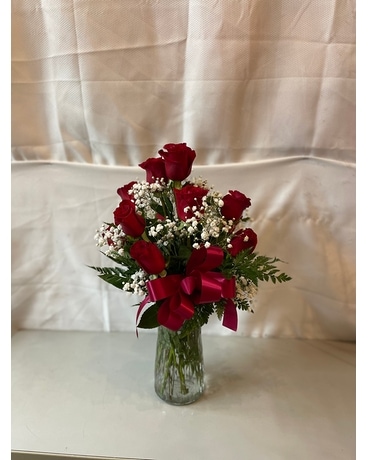 A Dozen Red Roses with Baby's Breath Flower Arrangement