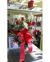 PLUS Calla Lily size,  inches height and  inches wide.