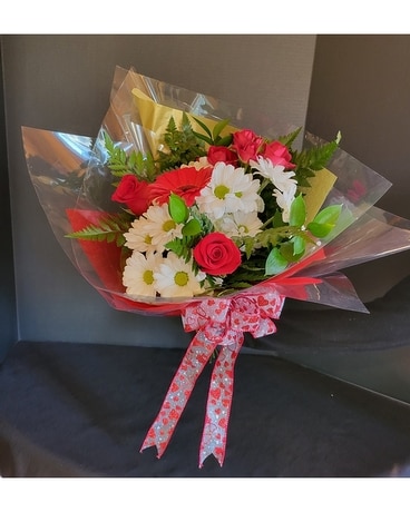 European Style Wrapped Bqt Bouquet