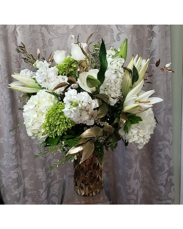 Christmas in White Flower Arrangement