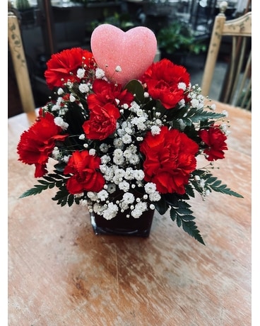 Lasting Love in East Syracuse NY - Whistlestop Florist Inc