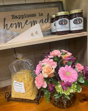 Mother's Day Short Pink Vase Flower Arrangement