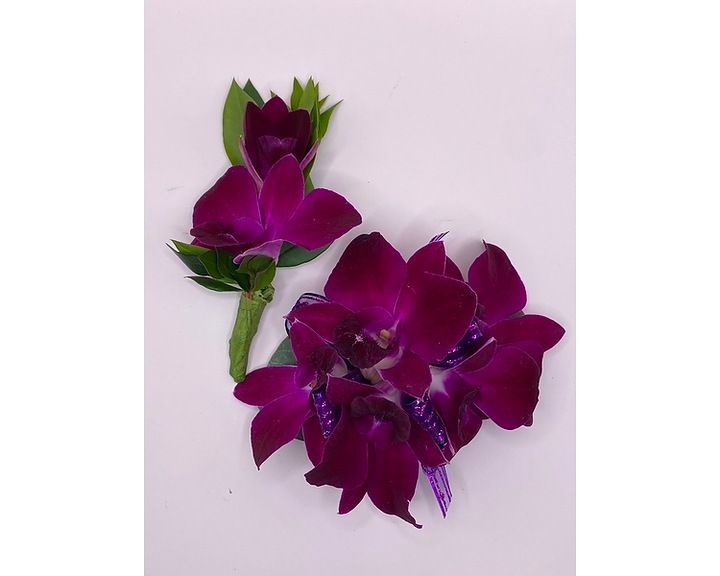 Classic White Open Heart with Purple Corsage Classic White Open Heart with Purple Corsage