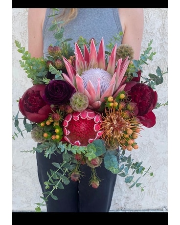 Wedding Bouquet Flower Arrangement