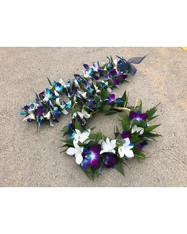 Kaku & lei set Flower Arrangement