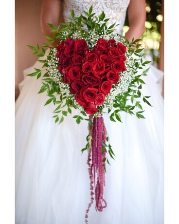 heart shaped wedding bouquet