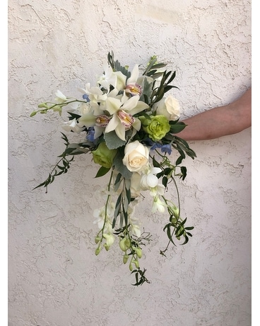 Wedding Bouquet Flower Arrangement