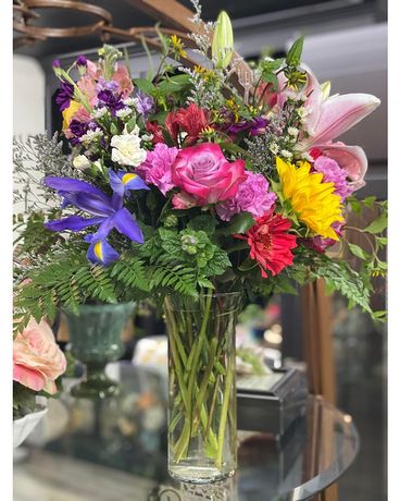 Summer time Love Flower Arrangement