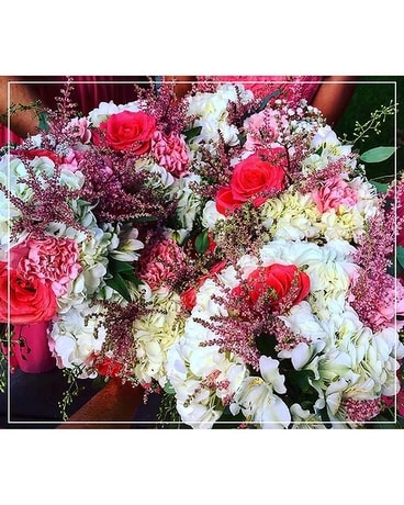 1182 Flower Arrangement