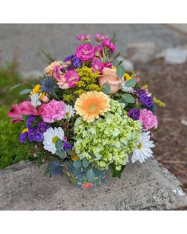 Vintage Watercolors Flower Arrangement