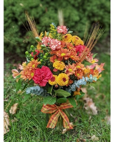 Bunches of Thanks Flower Arrangement