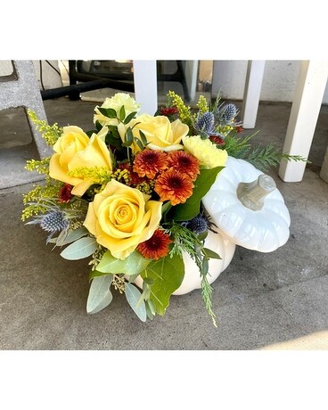 Sherwood Flower Arrangement