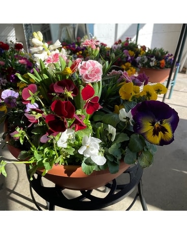 PDX Spring Outdoor Planter Flower Arrangement