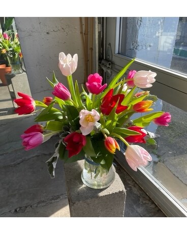 Woodburn Flower Arrangement