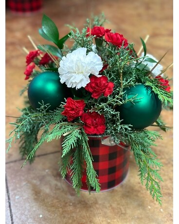 A Classic Christmas Tin Flower Arrangement