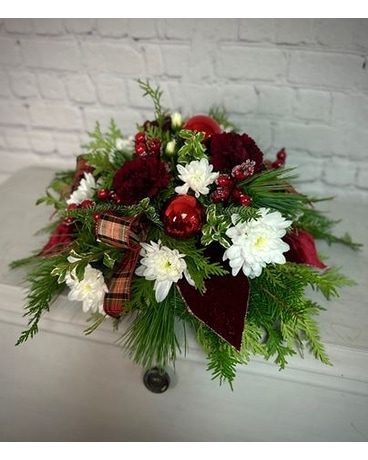 Cranberry Christmas Flower Arrangement
