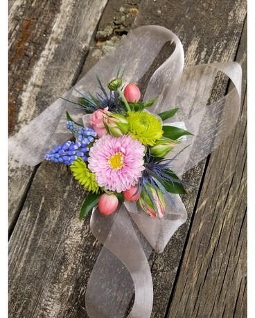 Designer's Choice Wrist Corsage Corsage