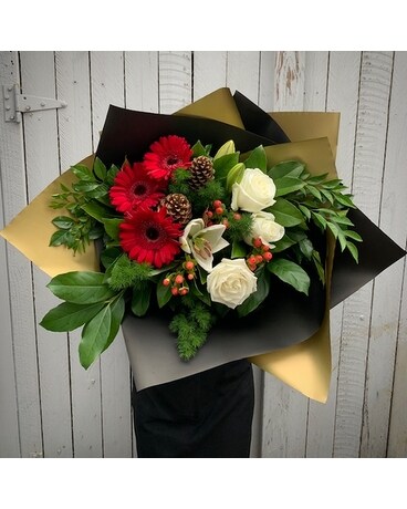 Christmas Elegance Loose Wrap Bouquet Flower Arrangement