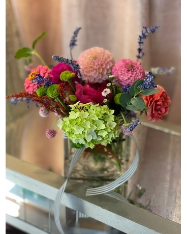 Bold and Beautiful Flower Arrangement