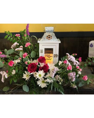 Premium Lantern with Flowers Design Flower Arrangement