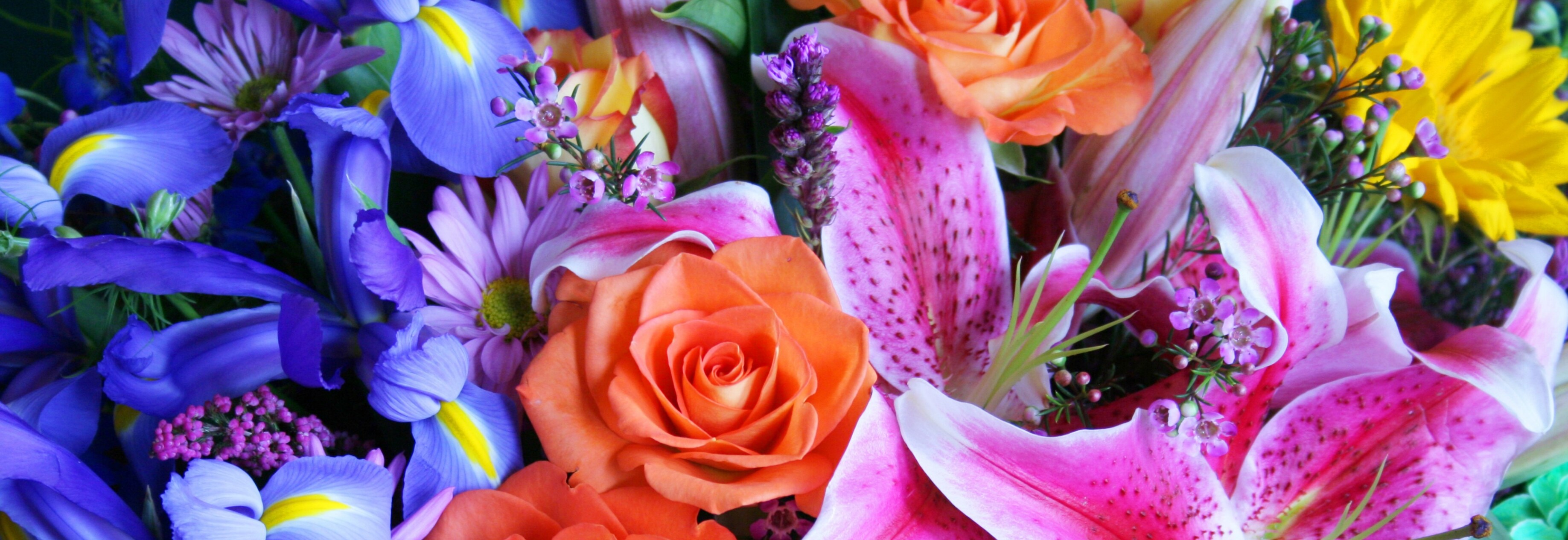 Flower Delivery to Ajax by Reed's Florist Ltd