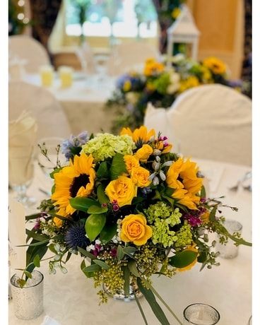 Summer Fresh Table Centre Wedding Arrangement