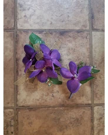 Purple Corsage & Bout Flower Arrangement