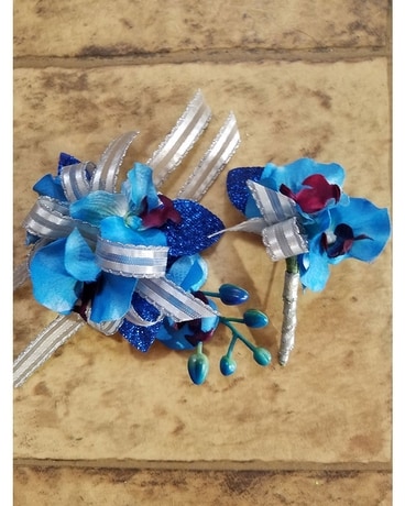 Blue Corsage & Bout Flower Arrangement