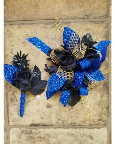 Corsage/Bout blue Flower Arrangement