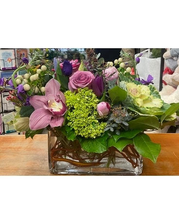 Purple radiance Flower Arrangement