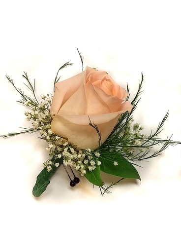 Perfect Peach boutonniere Boutonniere