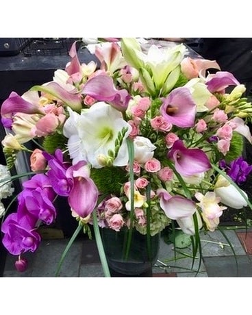 Fantasia In New York Ny Flowers By Nicholas