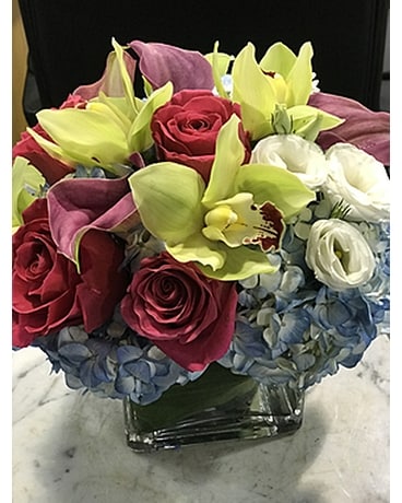 Raspberry Starburst Flower Arrangement