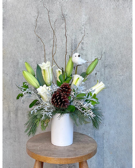 RoseLilies Flower Arrangement